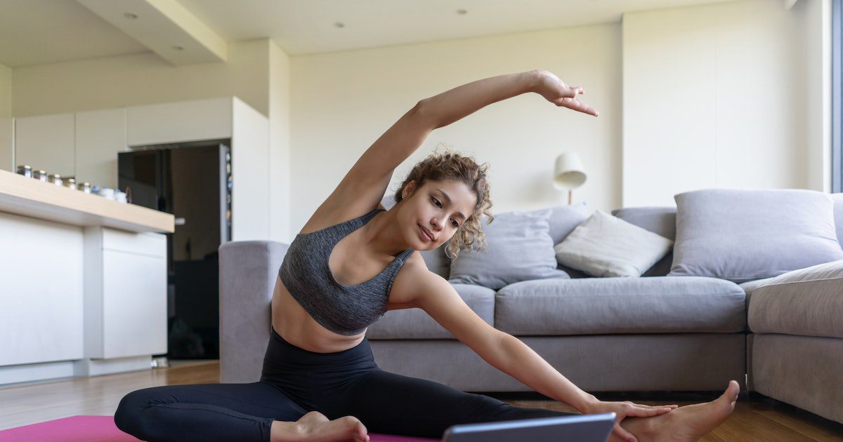 A lady do yoga asanas